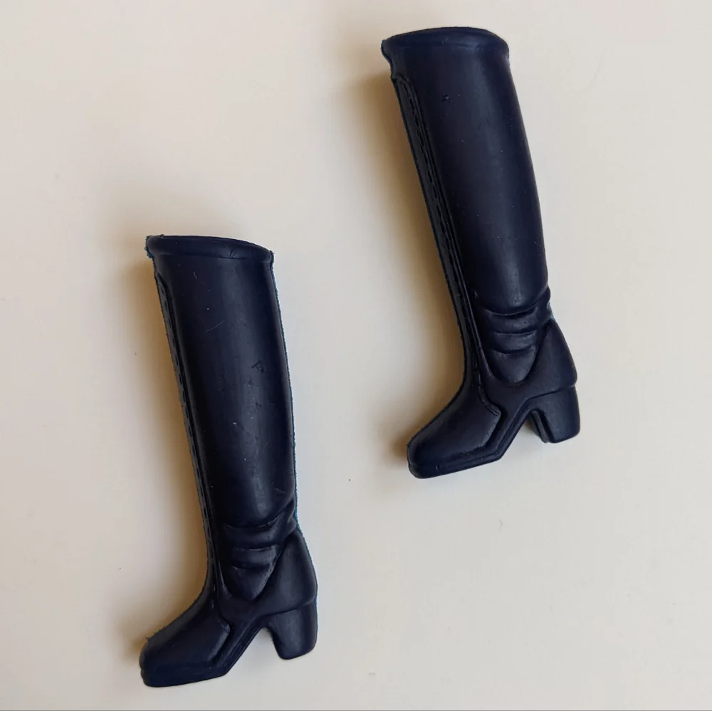 Vintage Mego‎ 1977 Charlie’s Angels Blue Boots 8.5” Doll Hasbro